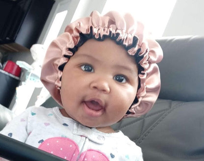 Mommy and Me Bonnet Set